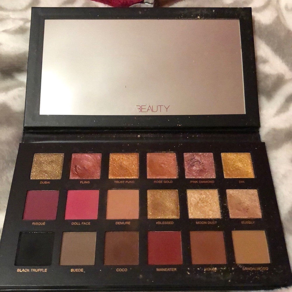 Huda beauty remastered authentic